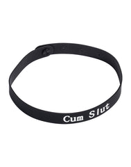 Rimba Latex Play - Halsband mit Aufschrift 'Cum Slut' - Schwarz & Weiß