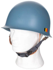 Belg. Helm "M51", hellblau, m. Kunststoff-Innenhelm, gebr.