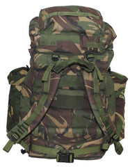 Brit. Rucksack, "PLCE LONG", Seitentaschen, DPM tarn, gebr.