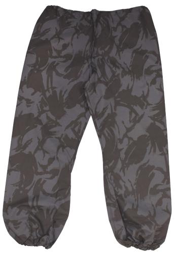 Brit. Nässeschutzhose, schwarz eingefärbt, neuw.