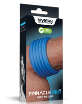 LoveToy – Pinnacle Pro – Deep Rib Grip Ring – Blau