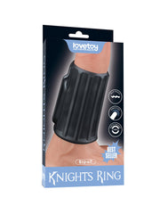 LoveToy - Ridge Knights Ring - Vibrierende Penishülse (Ø 3,7 cm) - Schwarz