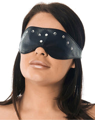 1: Rimba - Masker verziert mit Nieten