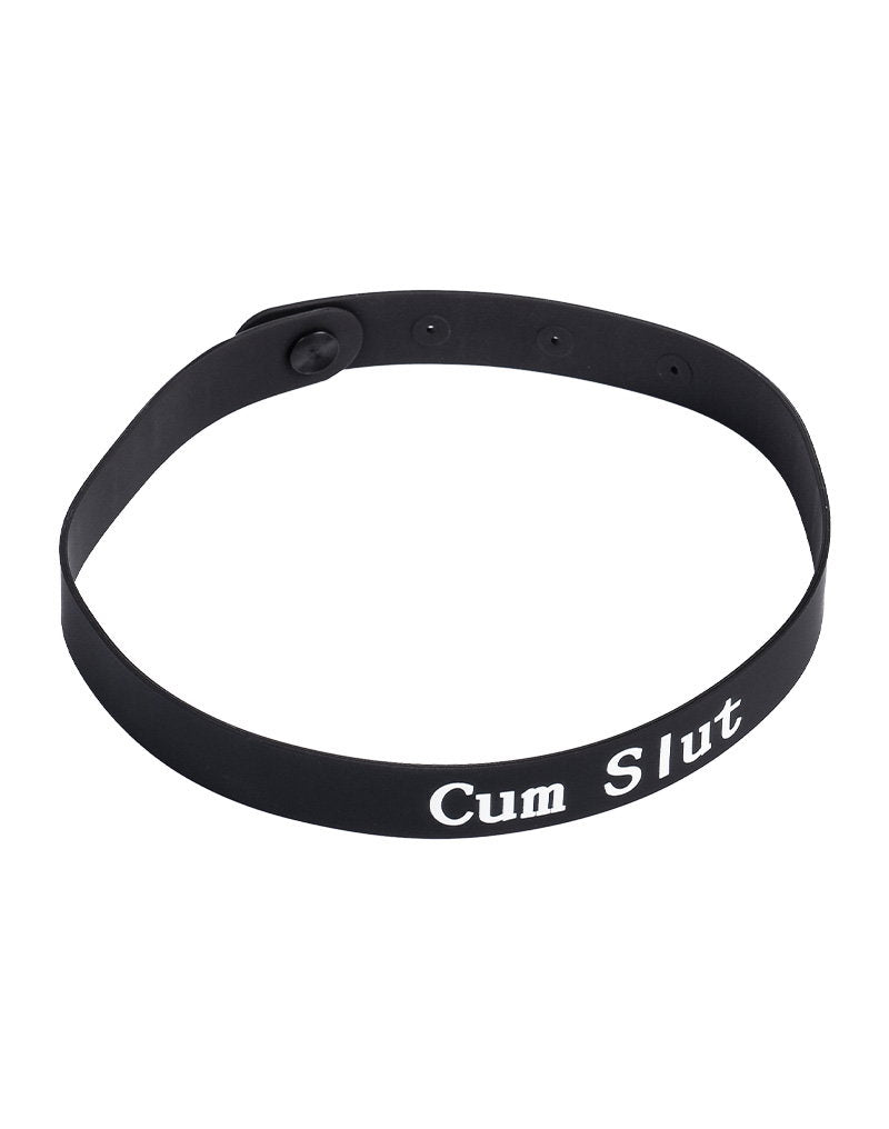 Rimba Latex Play - Halsband mit Aufschrift 'Cum Slut' - Schwarz & Weiß