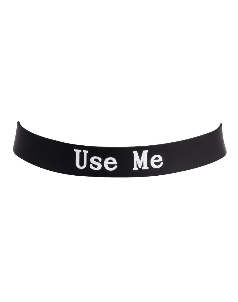 2: Rimba Latex Play - Halsband mit Aufschrift 'Use Me' - Schwarz & Weiß