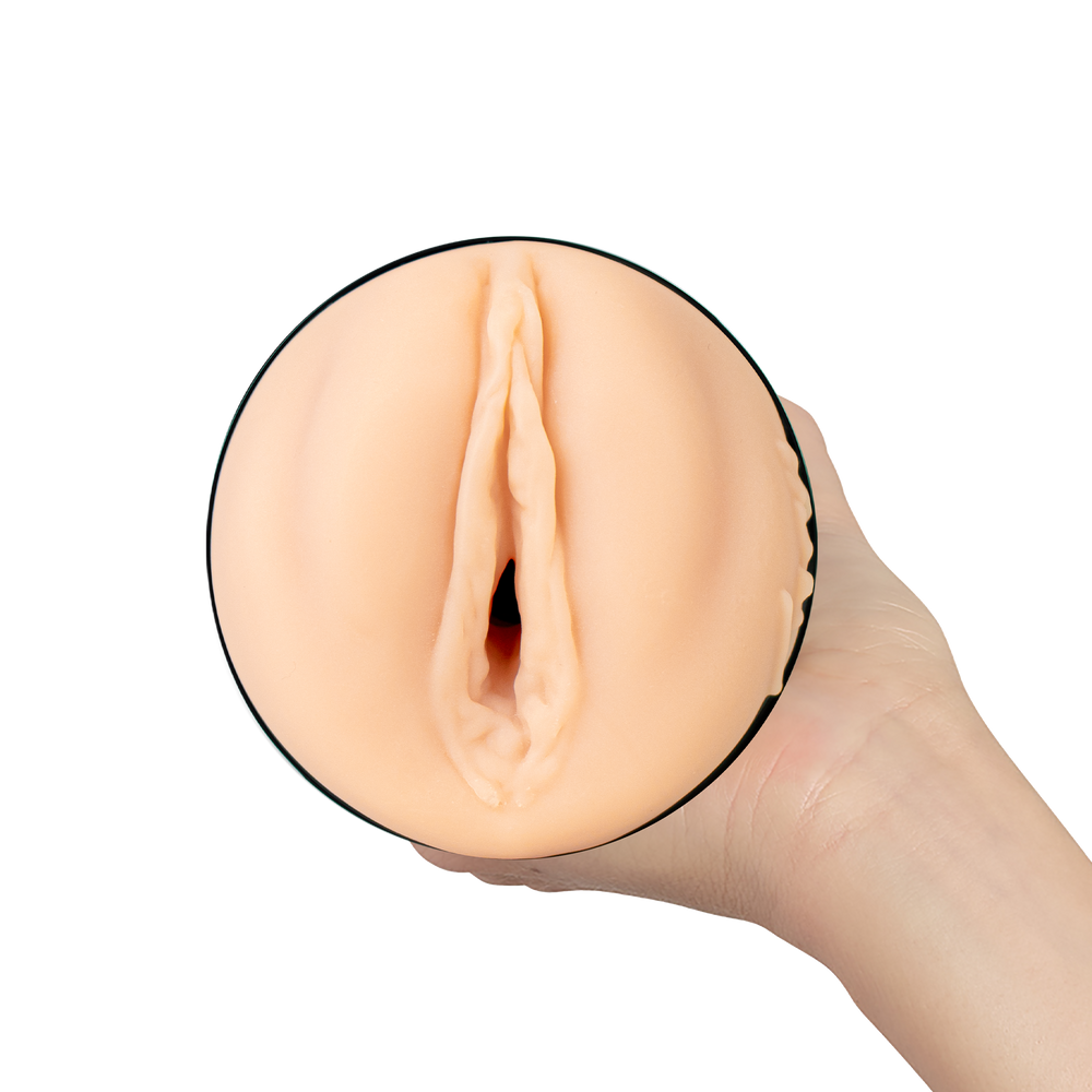 KIIROO – FeelStar Stroker – Lacy Lennon – Nackt