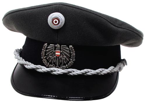 Österr. Schirmmütze, neuwertig