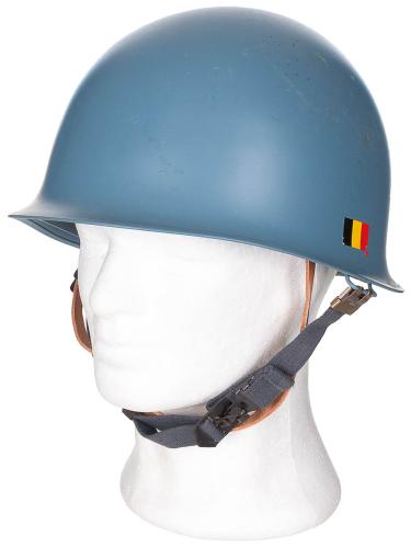 Belg. Helm "M51", hellblau, m. Kunststoff-Innenhelm, gebr.