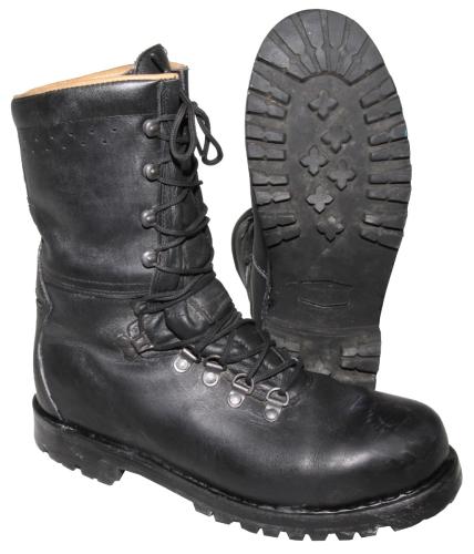 Österr. Kampfstiefel, gebr.