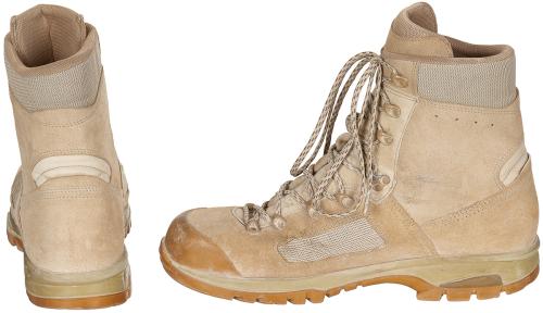 Brit. Combat Stiefel, "LOWA", khaki, gebr.