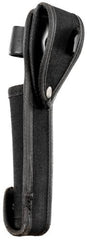 Brit. Schlagstockhalter, Gürtelschlaufe drehbar, gebr.
