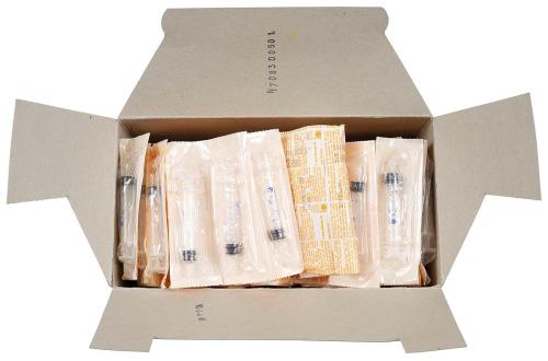 Einmalspritze, 2 ml, 100 Stück, neuwertig