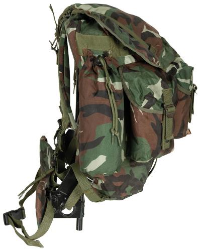 Türk. Rucksack, tarn, gebr., TOP ZUSTAND, Metallgestell