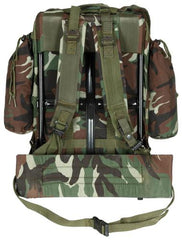 Türk. Rucksack, tarn, gebr., Metallgestell