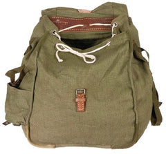 Rumän. Rucksack, oliv, neuw., mit Lagerspuren