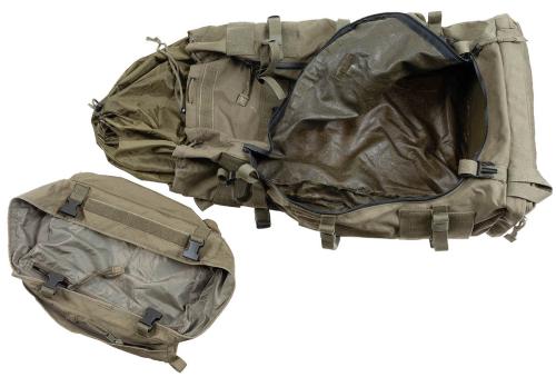 Österr. Kraxenrucksack, ohne Tragegestell, oliv, gebr.