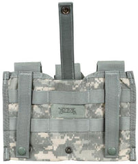 US Magazintasche, "M4", MOLLE, 3-fach, AT-digital, gebr.