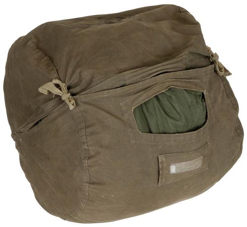 Ungar. Schlafsack, oliv, gebr.