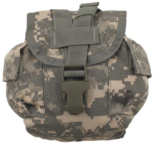 US Feldflaschenbezug, 1 Qt, AT-digi., Molle II, gebr.