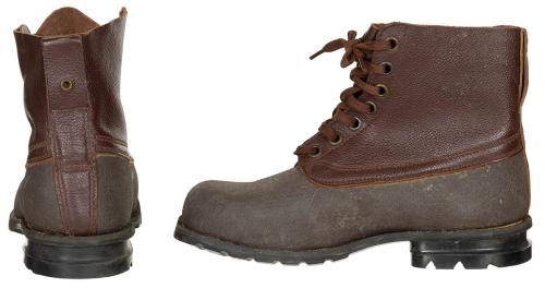 Schwed. Marschstiefel, braun, "Tretorn", gebr., II Wahl