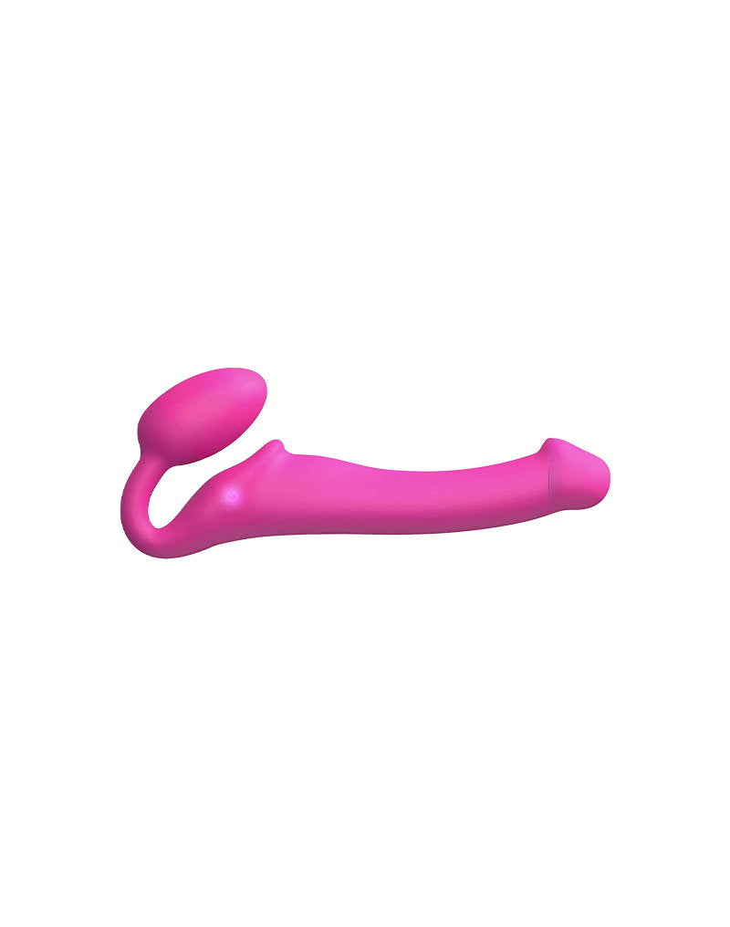 Strap-On-Me – Biegsamer Strap-On-Vibrator mit Fernbedienung, Größe M – Fuchsia