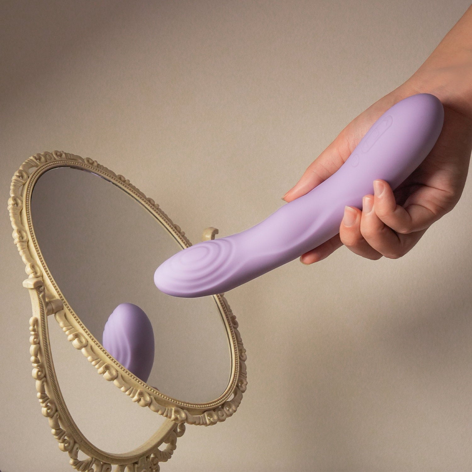 SVAKOM – Selena – Vibrator mit Wärmefunktion und Stoßbewegung, steuerbar per App – Pastell-Lila