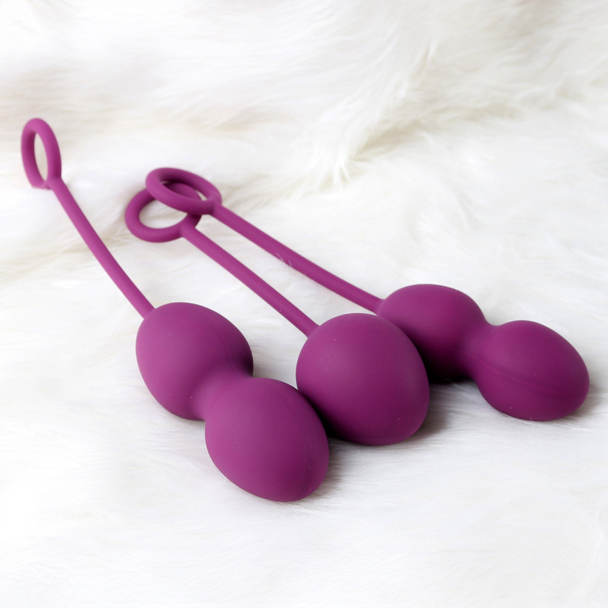 12: Svakom - Nova Kegel Balls