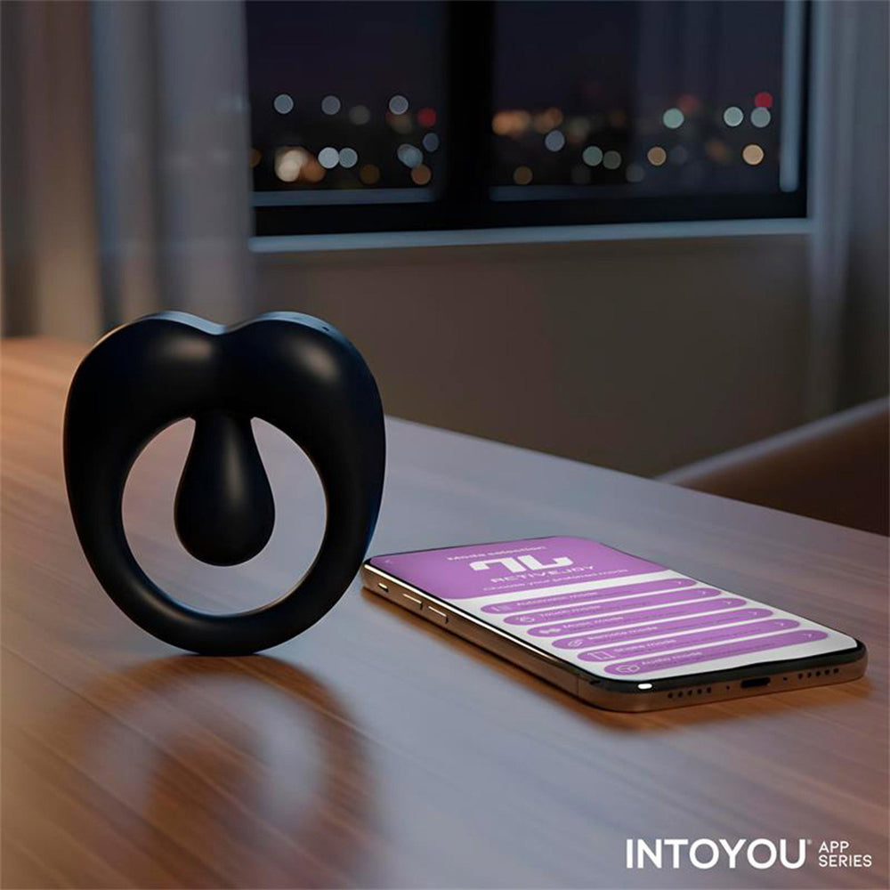IY – Kenny – Penisring mit Klitorisstimulator und App-Steuerung – Nachtblau