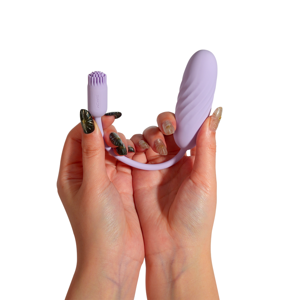 8: SVAKOM – Plume – Flexibler Bullet-Vibrator mit Bürstenbesatz – Pastell-Lila