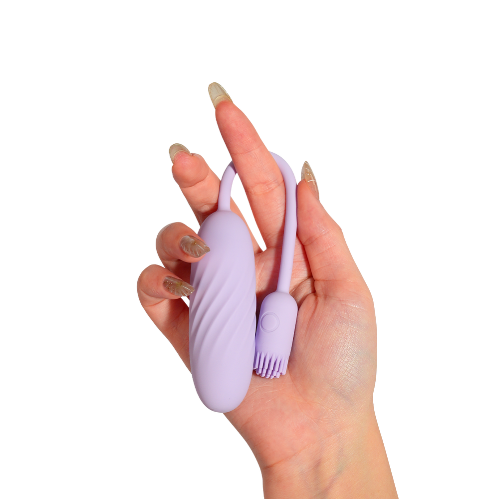 9: SVAKOM – Plume – Flexibler Bullet-Vibrator mit Bürstenbesatz – Pastell-Lila