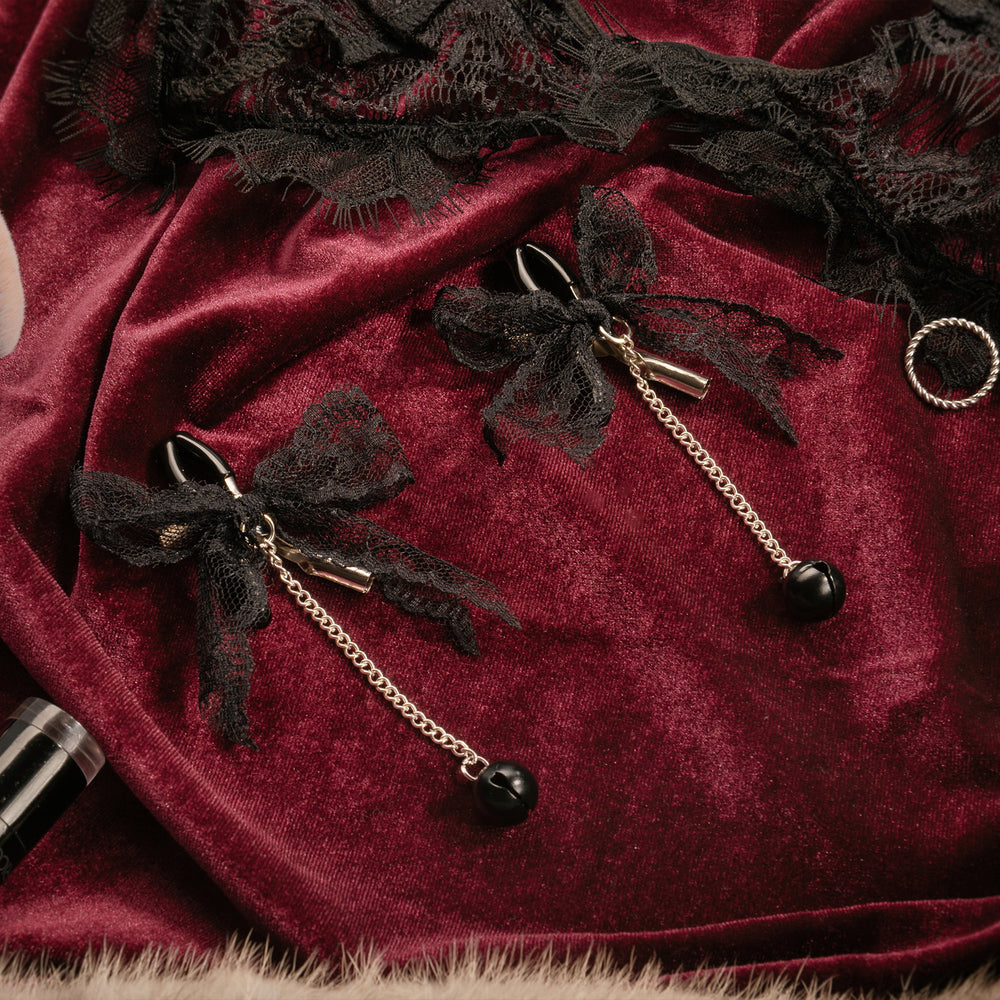 Rimba Bondage Play – Nippelklemmen mit Spitze – Schwarz