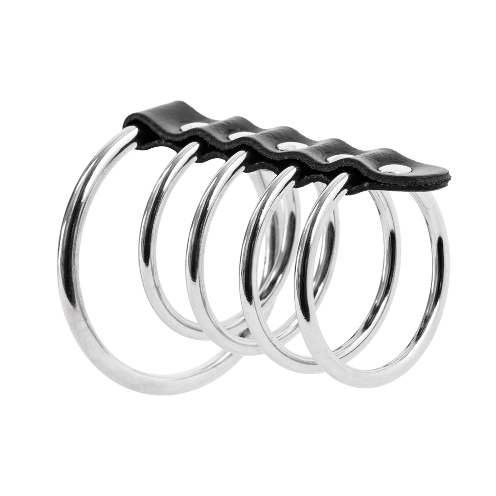 2: Rimba - Penisartikel mit metalen Ringen