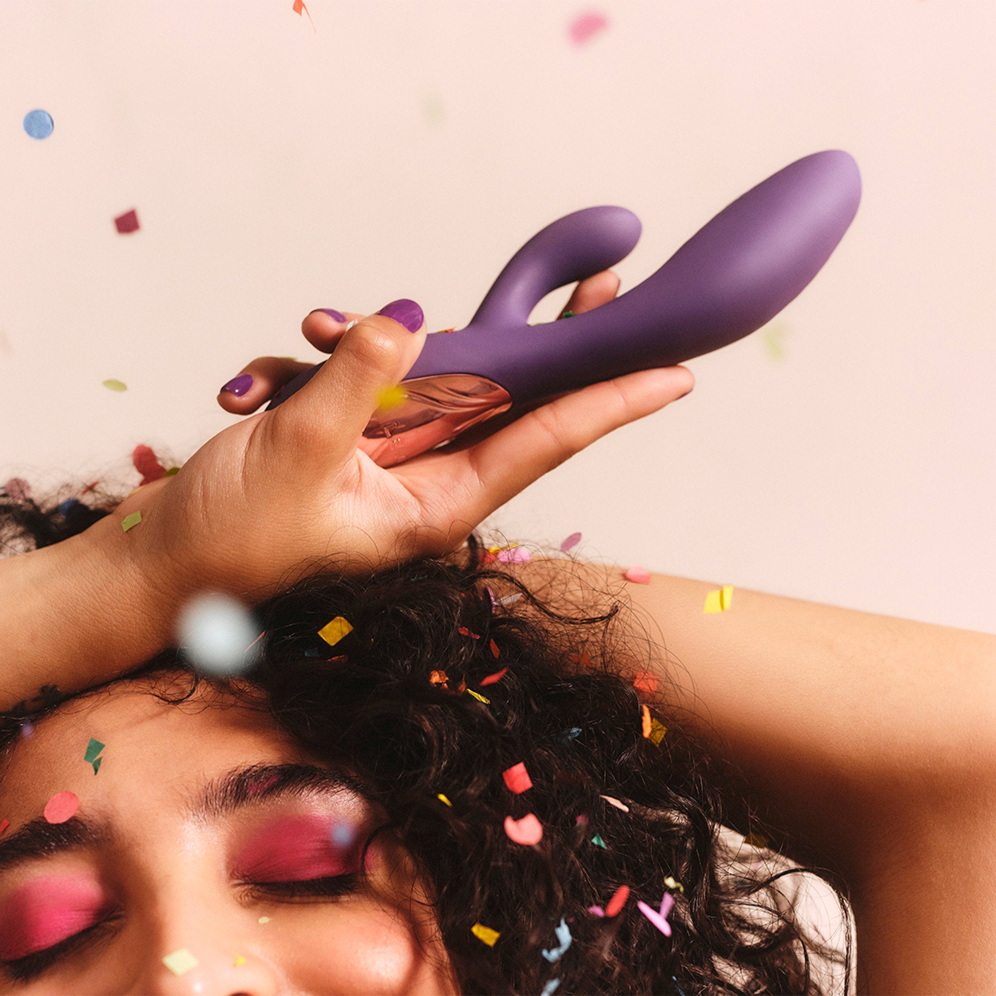 LELO – Ina Thrust – Rabbit-Vibrator mit Stoßfunktion – Lila