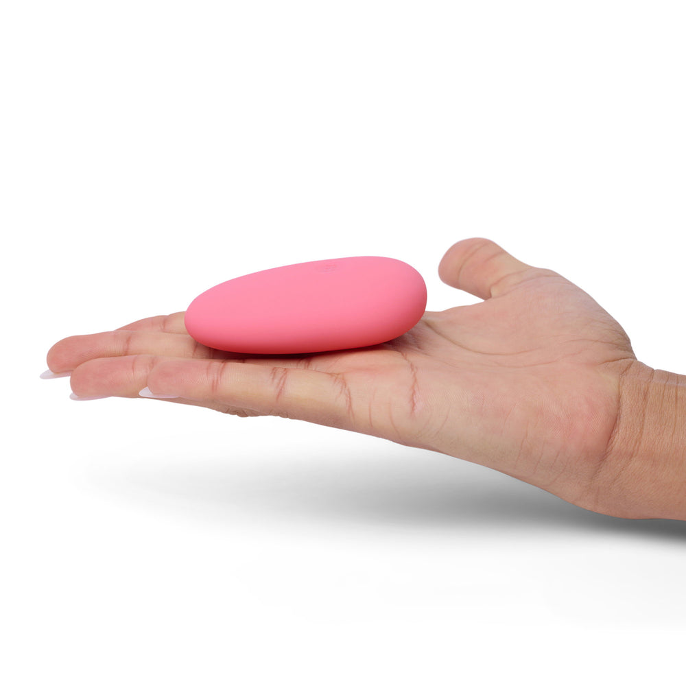 6: ILY - The Pebble - Clitoral Vibrator - Pink