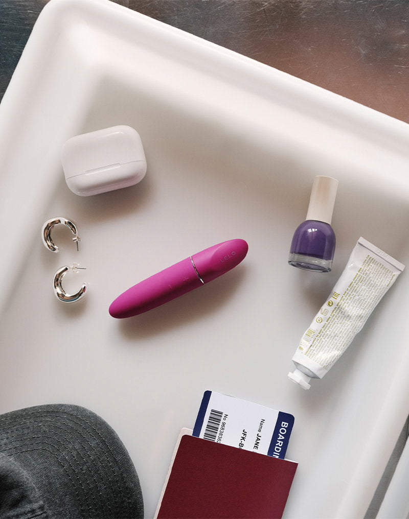 9: Lelo - Mia 3 - Pucker Up - Deep Rose