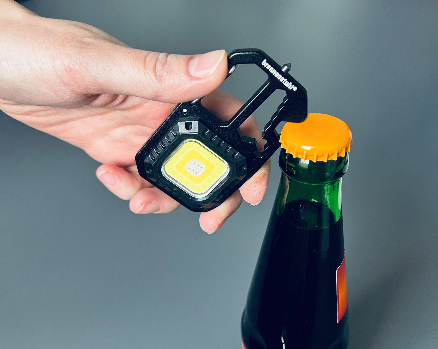 Mini LED Taschenlampe MTL 600 A, 600lm - Anwendungsbild