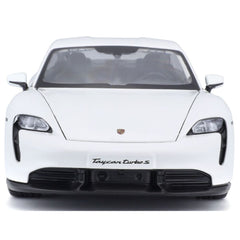 Bburago Porsche Taycan Turbo S weiss 1/24