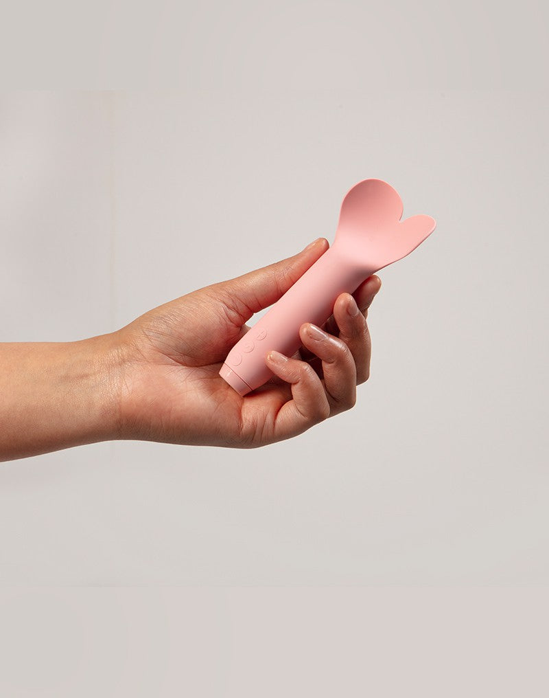 8: Je Joue - Amour - Bullet Vibrator - Hellrosa