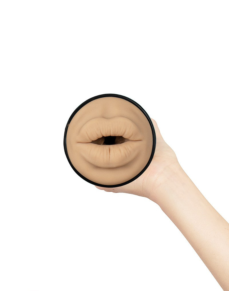 Kiiroo - Combo Set aus Interaktiver Saugmasturbator PowerBlow und FeelStar Victoria June Mouth Stroker - Schwarz