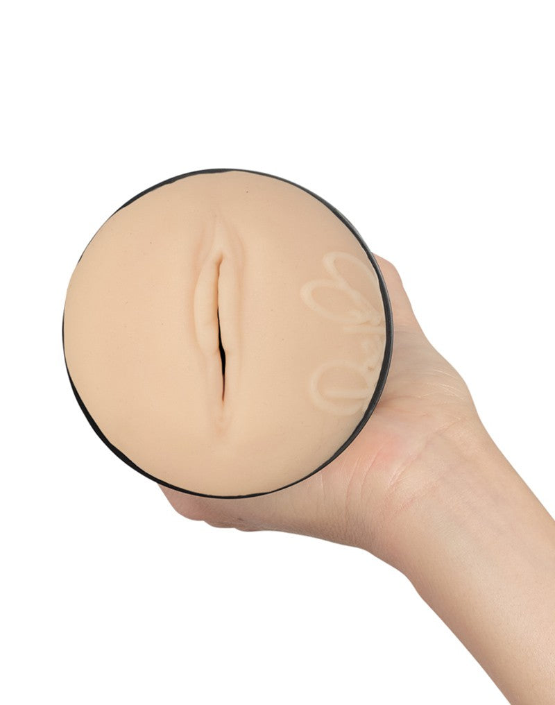 5: Kiiroo - FeelStar Stroker - Rae Lil Black