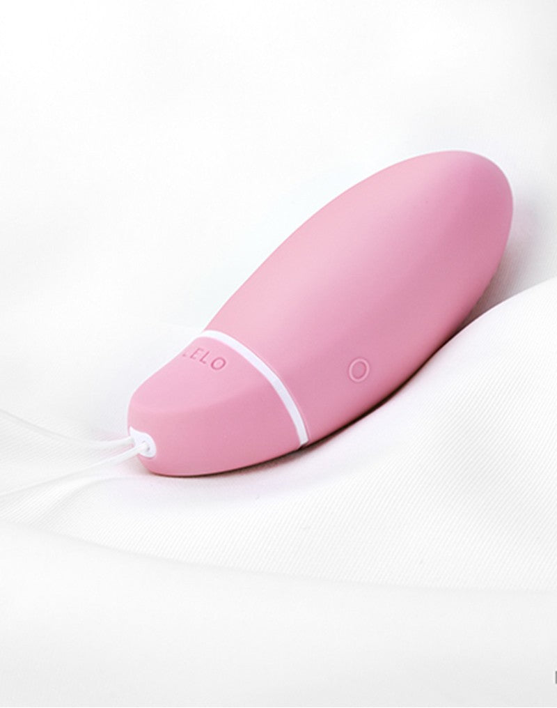 3: LELO - Luna Smart Bead